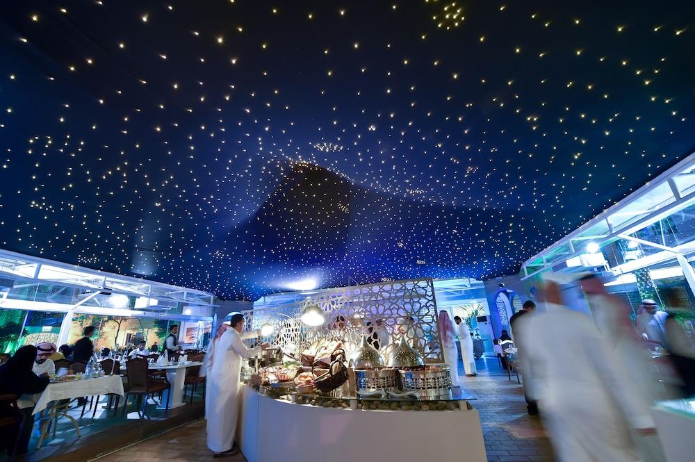 Carlton Al Moaibed Hotel Дамам Екстериор снимка The tent