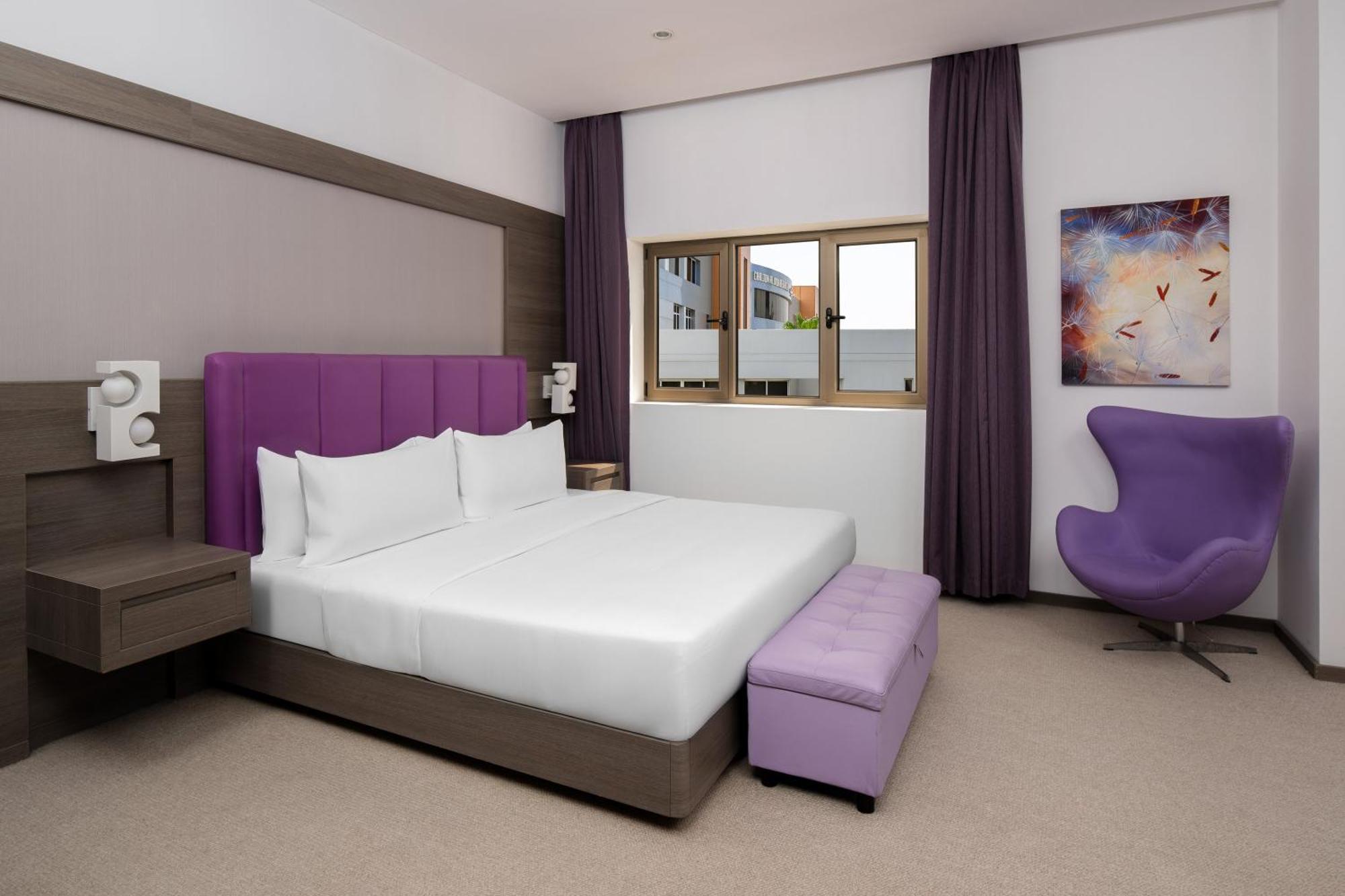 Carlton Al Moaibed Hotel Дамам Екстериор снимка A bedroom at the hotel