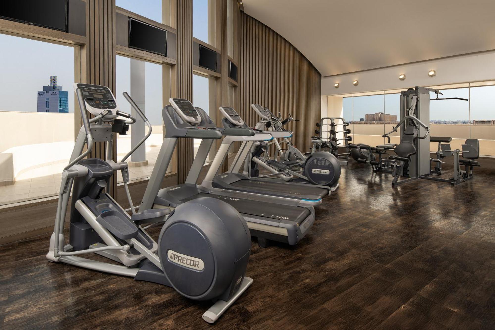 Carlton Al Moaibed Hotel Дамам Екстериор снимка A typical gym