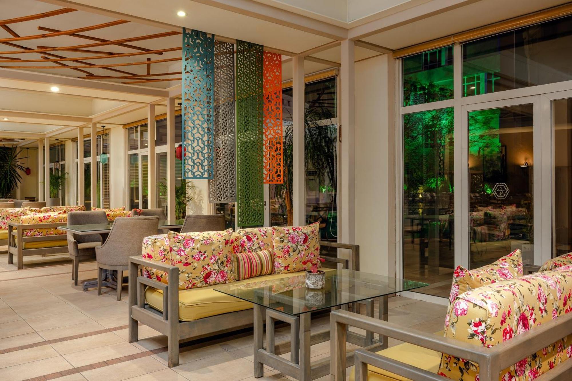 Carlton Al Moaibed Hotel Дамам Екстериор снимка The lobby