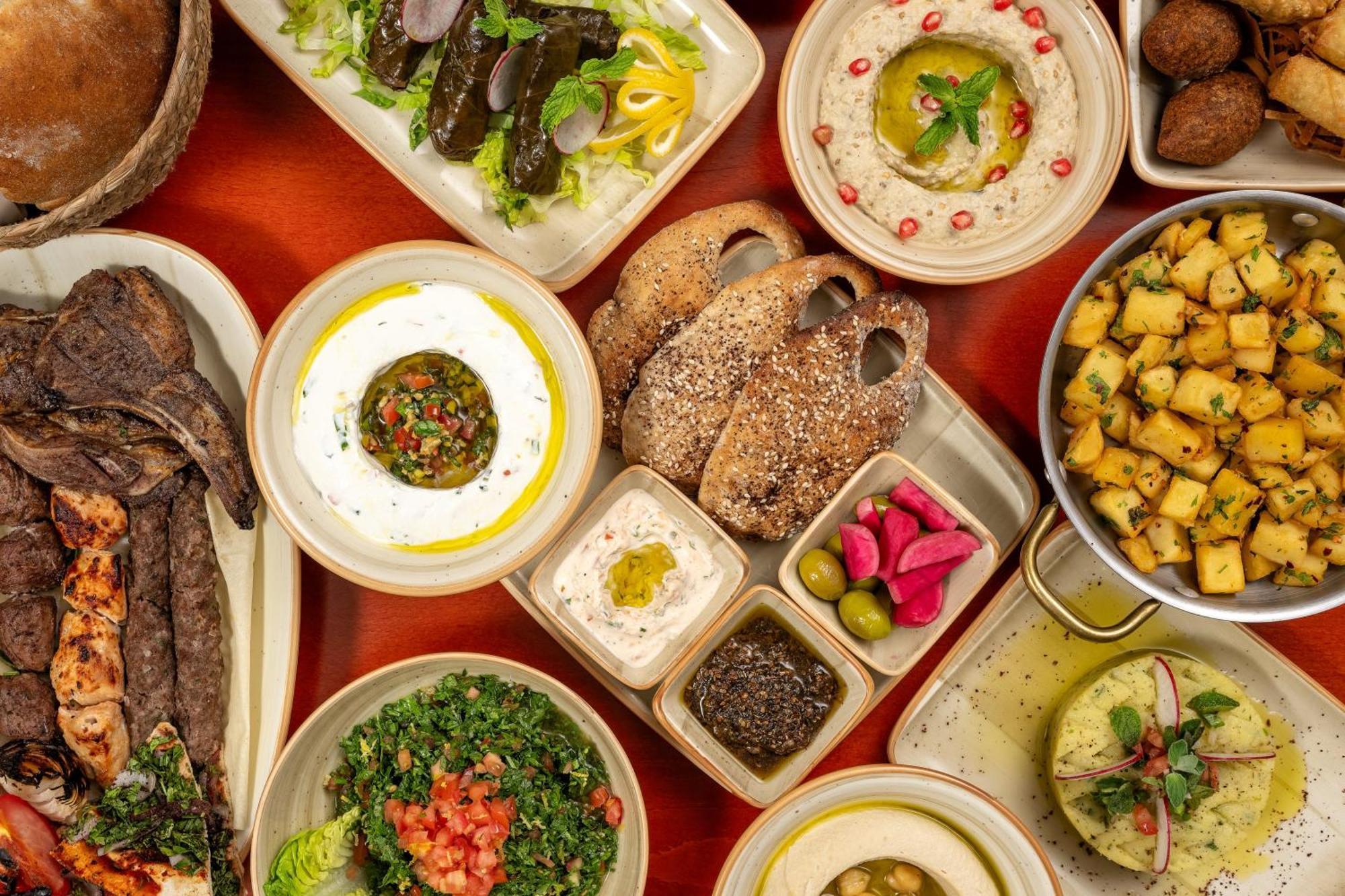 Carlton Al Moaibed Hotel Дамам Екстериор снимка Israeli cuisine