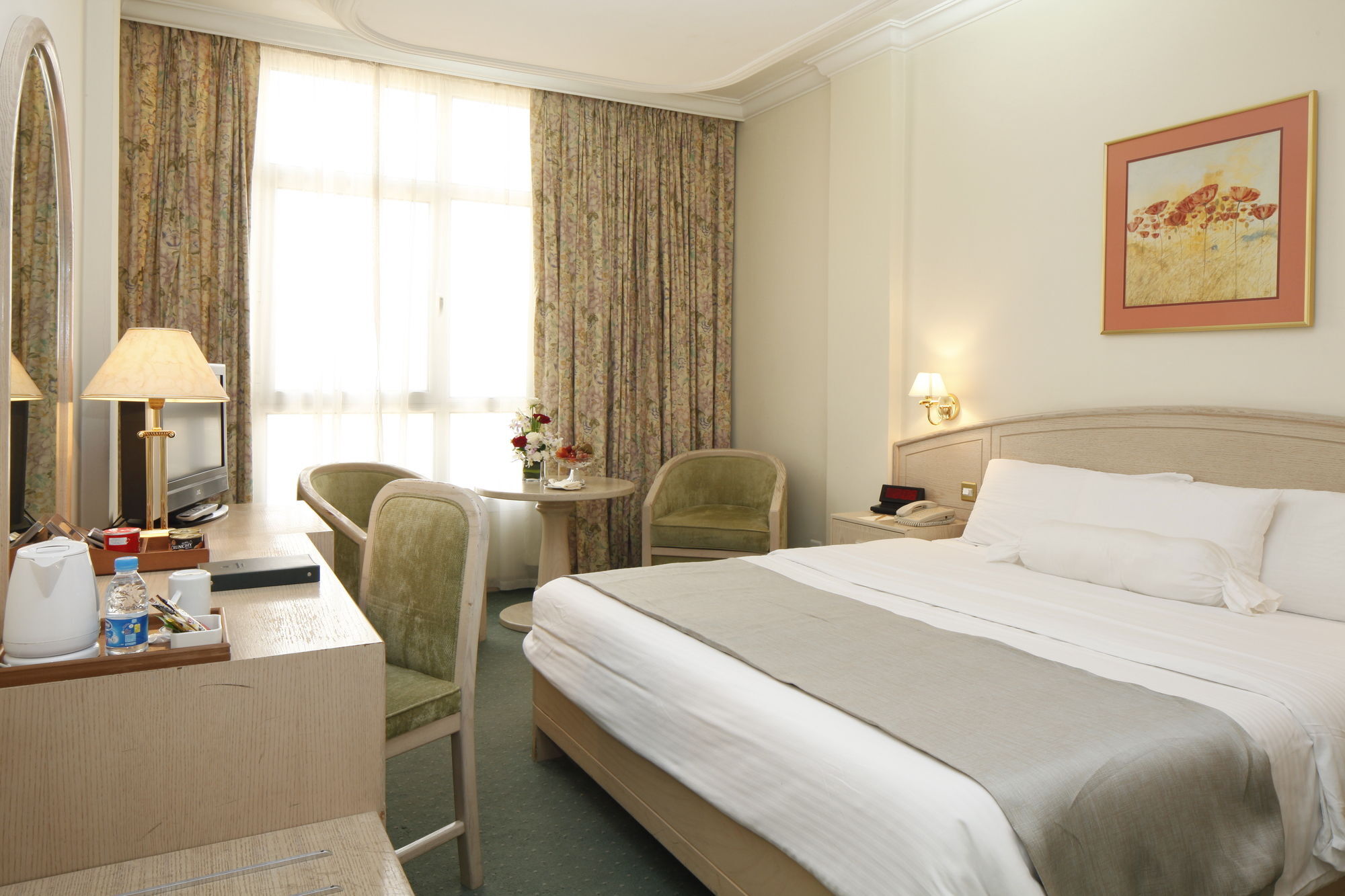 Carlton Al Moaibed Hotel Дамам Екстериор снимка A room at the hotel